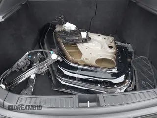 2020 Tesla Model S Long Range с VIN 5YJSA1E23LF390913, выставлен на аукционе IAAI как лот 42031044 с пробегом 93 403 миль миль и . История ставок и продаж доступна на DreamBid. Изображение 12.