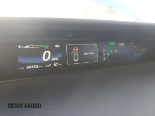 2017 Toyota Mirai с VIN JTDBVRBD9HA002897, выставлен на аукционе Copart как лот 52418245 с пробегом 88 433 миль миль и Чистый • Clean title. История ставок и продаж доступна на DreamBid. Изображение 9.
