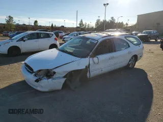 2002 Ford Taurus SE Standard with VIN 1FAFP58U52A144446, listed as a Copart auction lot 42825114 with 182,653 mi miles and Salvage Title. Bid and sale history available at carsss.com. Image 1.