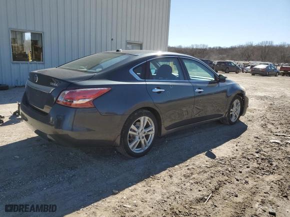 2013 Nissan Altima 3.5 SL with VIN 1N4BL3AP6DC138407, listed as a Copart auction lot 47184305 with 185,223 mi miles and Salvage Title. Bid and sale history available at carsss.com. Image 3.