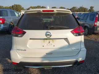 2018 Nissan Rogue S with VIN 5N1AT2MV1JC827255, listed as a IAAI auction lot 40513687 with 39,339 mi miles. Bid and sale history available at carsss.com. Image 16.