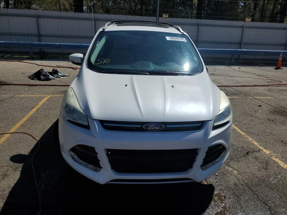 2015 Ford Escape Titanium with VIN 1FMCU0JX8FUB35818, listed as a Copart auction lot 50046785 with 117,761 mi miles and Salvage Title. Bid and sale history available at carsss.com. Image 5.
