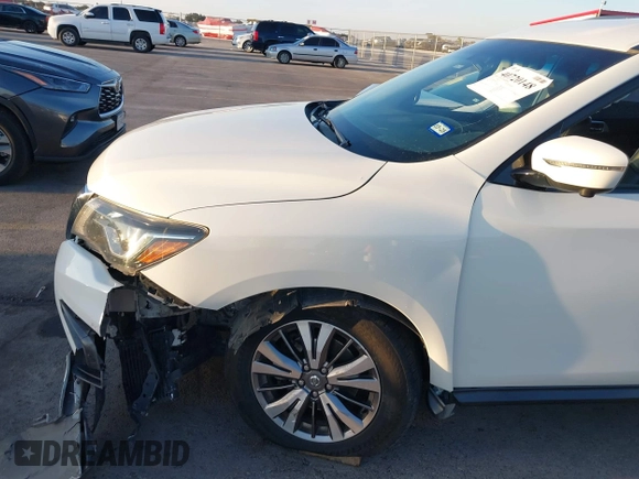 2019 Nissan Pathfinder SV z VIN 5N1DR2MN1KC603612, wystawiony jako IAAI lot #40720148 z przebiegiem 98 571 mil mil oraz . Historia ofert i sprzedaży dostępna na DreamBid. Obrazek 17.