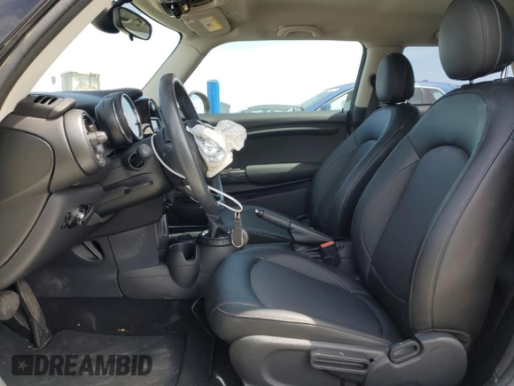 2015 MINI Hardtop with VIN WMWXM5C55F3A60385, listed as a Copart auction lot 53355145 with 34,565 mi miles and Salvage title. Bid and sale history available at DreamBid. Image 7.