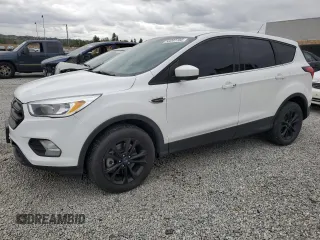 2019 Ford Escape SE z VIN 1FMCU9GD1KUC50224, wystawiony jako Copart lot #53207705 z przebiegiem 89 218 mil mil oraz Szkoda całkowita • Salvage title. Historia ofert i sprzedaży dostępna na DreamBid. Obrazek 1.