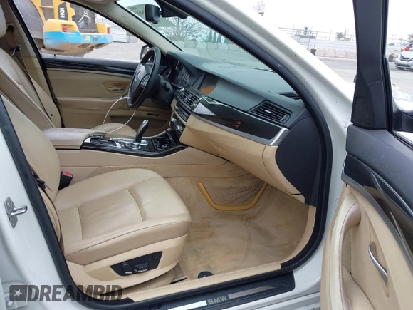 2011 BMW 5 Series 528i with VIN WBAFR1C56BC748179, listed as a IAAI auction lot 42072569 with 232,780 mi miles and . Bid and sale history available at carsss.com. Image 5.