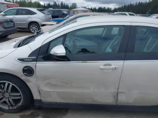 2013 Chevrolet Volt with VIN 1G1RD6E41DU116258, listed as a IAAI auction lot 42047374 with 87,190 mi miles and . Bid and sale history available at carsss.com. Image 6.