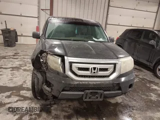 2011 Honda Pilot LX with VIN 5FNYF4H21BB022527, listed as a IAAI auction lot 41617546 with 158,518 mi miles. Bid and sale history available at carsss.com. Image 12.