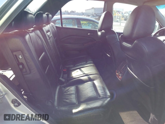 2004 Acura MDX Touring Pkg w/Navigation with VIN 2HNYD18834H534807, listed as a IAAI auction lot 41551039 with 218,827 mi miles. Bid and sale history available at carsss.com. Image 8.