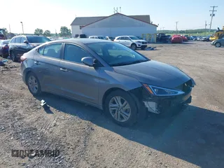 2020 Hyundai Elantra Value Edition z VIN KMHD84LF1LU066065, wystawiony jako IAAI lot #42214902 z przebiegiem 45 683 mil mil oraz . Historia ofert i sprzedaży dostępna na DreamBid. Obrazek 1.