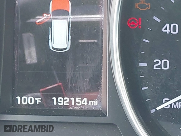 2017 Hyundai Santa Fe 2.4L z VIN 5NMZU3LB9HH034850, wystawiony jako IAAI lot #42342054 z przebiegiem 192 154 mil mil oraz . Historia ofert i sprzedaży dostępna na DreamBid. Obrazek 16.
