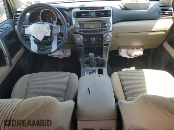 2011 Toyota 4Runner Trail z VIN JTEBU5JR4B5074126, wystawiony jako Copart lot #57718015 z przebiegiem 232 870 mil mil oraz Szkoda całkowita • Salvage title. Historia ofert i sprzedaży dostępna na DreamBid. Obrazek 8.