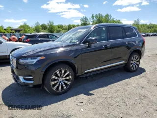 2021 Volvo XC90 Inscription z VIN YV4A22PL0M1712144, wystawiony jako Copart lot #57443705 z przebiegiem 30 725 mil mil oraz Szkoda całkowita • Salvage title. Historia ofert i sprzedaży dostępna na DreamBid. Obrazek 1.