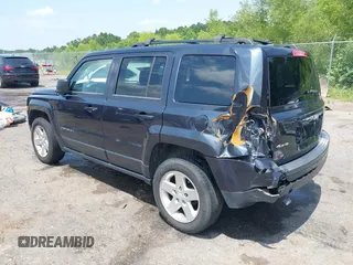 2016 Jeep Patriot Sport with VIN 1C4NJRBB1GD508678, listed as a IAAI auction lot 42597932 with 204,806 mi miles and . Bid and sale history available at DreamBid. Image 3.