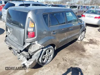 2011 Kia Soul + with VIN KNDJT2A23B7288341, listed as a IAAI auction lot 41722278 with 135,324 mi miles. Bid and sale history available at carsss.com. Image 4.