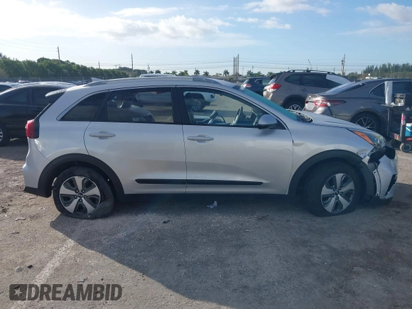 2021 Kia Niro LX with VIN KNDCB3LC4M5479000, listed as a IAAI auction lot 41257636 with 125,967 mi miles. Bid and sale history available at carsss.com. Image 14.