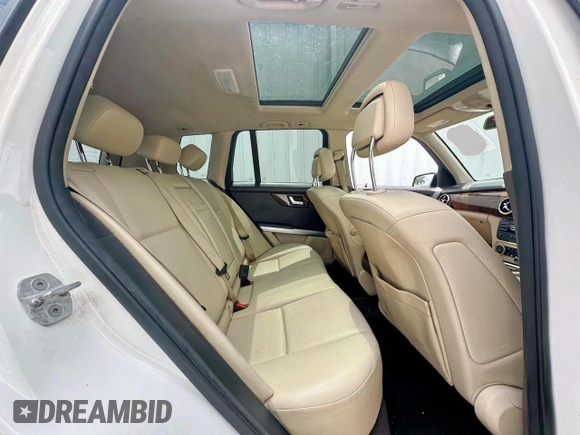 2015 Mercedes-Benz GLK GLK 350 with VIN WDCGG5HB2FG347630, listed as a Copart auction lot 54959725 with 114,506 mi miles and Clean Title. Bid and sale history available at carsss.com. Image 6.