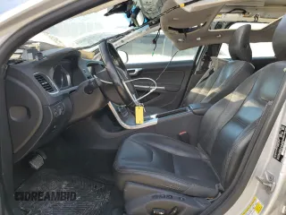 2015 Volvo V60 T5 Drive-E Premier with VIN YV140MEB7F1200244, listed as a Copart auction lot 88470135 with 250,803 mi miles and Salvage Title. Bid and sale history available at carsss.com. Image 7.