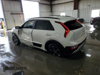 2023 Kia Niro EX with VIN KNDCR3LE9P5057239, listed as a Copart auction lot 89272795 with 29,264 mi miles and Salvage Title. Bid and sale history available at carsss.com. Image 2.