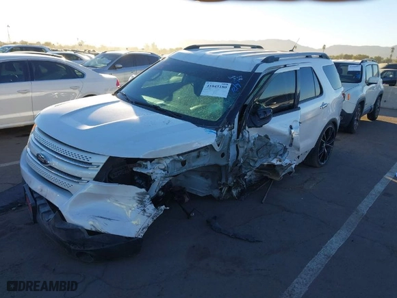 2015 Ford Explorer Limited with VIN 1FM5K7F83FGC25501, listed as a IAAI auction lot 41045180 with 110,230 mi miles. Bid and sale history available at carsss.com. Image 6.