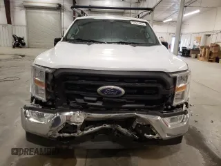 2021 Ford F-150 XL with VIN 1FTFW1E8XMKE65151, listed as a Copart auction lot 52579095 with 77,927 mi miles and Salvage Title. Bid and sale history available at carsss.com. Image 5.