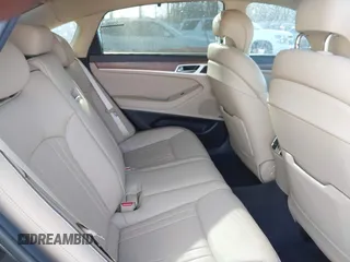 2017 Genesis G80 3.8L с VIN KMHGN4JE5HU203886, выставлен на аукционе IAAI как лот 41493496 с пробегом 59 242 миль миль и . История ставок и продаж доступна на DreamBid. Изображение 8.