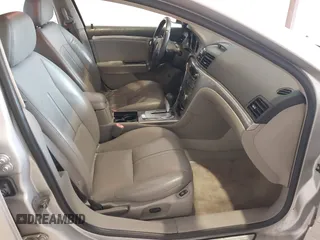 2009 Saturn Aura XR z VIN 1G8ZV57B69F183227, wystawiony jako IAAI lot #42335650 z przebiegiem 184 762 mil mil oraz . Historia ofert i sprzedaży dostępna na DreamBid. Obrazek 5.