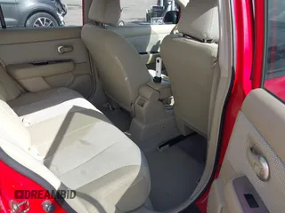 2007 Nissan Versa 1.8 S with VIN 3N1BC13E07L395312, listed as a IAAI auction lot 41521281 with 157,266 mi miles. Bid and sale history available at carsss.com. Image 8.