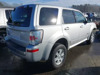 2008 Mercury Mariner with VIN 4M2CU81Z18KJ28741, listed as a IAAI auction lot 41451859 with 199,818 mi miles. Bid and sale history available at carsss.com. Image 4.