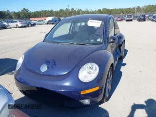 2006 Volkswagen New Beetle Coupe with VIN 3VWSW31C76M418768, listed as a IAAI auction lot 41282506 with 1 mi miles. Bid and sale history available at carsss.com. Image 12.