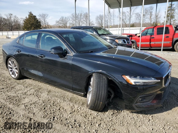 2019 Volvo S60 Momentum with VIN 7JRA22TK4KG004510, listed as a Copart auction lot 41508524 with 27,749 mi miles. Bid and sale history available at carsss.com. Image 4.