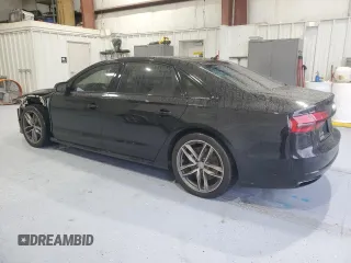 2017 Audi A8 Sport z VIN WAU43AFD4HN020515, wystawiony jako Copart lot #44953055 z przebiegiem 115 422 mil mil oraz Szkody całkowita. Historia ofert i sprzedaży dostępna na DreamBid. Obrazek 2.