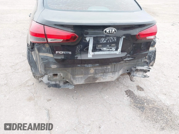 2017 Kia Forte LX with VIN 3KPFK4A78HE078892, listed as a IAAI auction lot 41435604 with 114,035 mi miles. Bid and sale history available at carsss.com. Image 6.