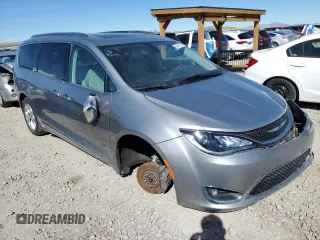 2020 Chrysler Pacifica Limited z VIN 2C4RC1GG5LR143740, wystawiony jako Copart lot #50421015 z przebiegiem 97 006 mil mil oraz Szkoda całkowita • Salvage title. Historia ofert i sprzedaży dostępna na DreamBid. Obrazek 4.