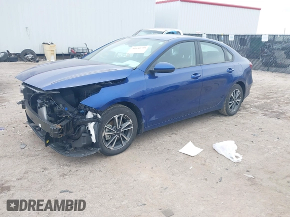 2024 Kia Forte LXS with VIN 3KPF24AD2RE825393, listed as a IAAI auction lot 41640759 with 4,421 mi miles. Bid and sale history available at carsss.com. Image 18.