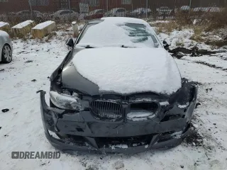 2009 BMW 3 Series 328i with VIN WBAWV13529P121249, listed as a Copart auction lot 89005845 with 107,011 mi miles and Salvage Title. Bid and sale history available at carsss.com. Image 5.