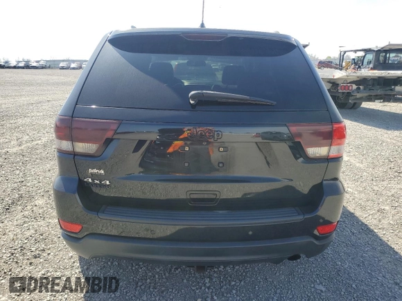 2011 Jeep Grand Cherokee Laredo z VIN 1J4RR4GG1BC544784, wystawiony jako Copart lot #52331015 z przebiegiem 177 131 mil mil oraz Szkoda całkowita • Salvage title. Historia ofert i sprzedaży dostępna na DreamBid. Obrazek 6.