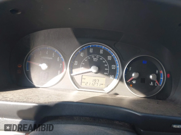 2007 Hyundai Santa Fe SE with VIN 5NMSH13E47H026349, listed as a IAAI auction lot 42680430 with 211,271 mi miles and . Bid and sale history available at DreamBid. Image 7.