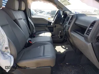 2022 Ford F-250 XL z VIN 1FTBF2A67NEG45826, wystawiony jako IAAI lot #42006684 z przebiegiem 53 561 mil mil oraz . Historia ofert i sprzedaży dostępna na DreamBid. Obrazek 5.