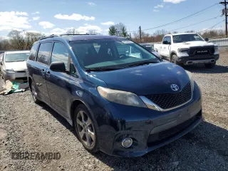 2012 Toyota Sienna SE with VIN 5TDXK3DC7CS251937, listed as a Copart auction lot 52339205 with 219,797 mi miles and Salvage Title. Bid and sale history available at carsss.com. Image 4.