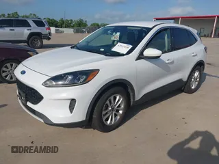 2020 Ford Escape SE z VIN 1FMCU0G67LUA10190, wystawiony jako IAAI lot #42533228 z przebiegiem 135 961 mil mil oraz . Historia ofert i sprzedaży dostępna na DreamBid. Obrazek 17.