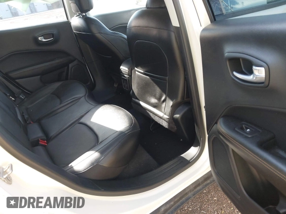 2021 Jeep Compass Limited z VIN 3C4NJDCB6MT536712, wystawiony jako IAAI lot #42145435 z przebiegiem 24 960 mil mil oraz . Historia ofert i sprzedaży dostępna na DreamBid. Obrazek 8.