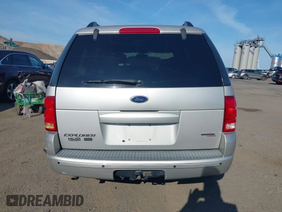2005 Ford Explorer XLT с VIN 1FMZU63K65UA05372, выставлен на аукционе IAAI как лот 42191399 с пробегом 138 568 миль миль и . История ставок и продаж доступна на DreamBid. Изображение 16.