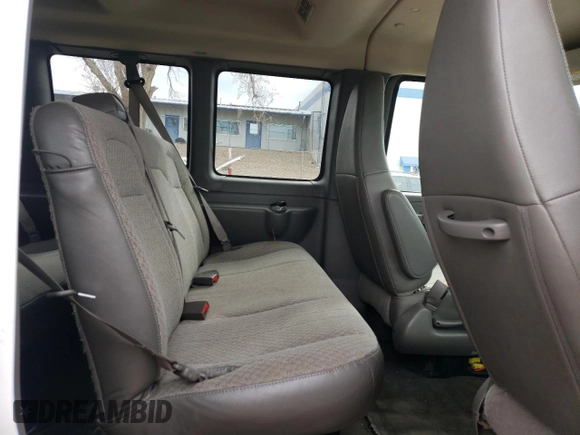 2018 Chevrolet Express Passenger LT с VIN 1GAZGPFG0J1280071, выставлен на аукционе Copart как лот 44277365 с пробегом 141 364 миль миль и Списание • Salvage title. История ставок и продаж доступна на DreamBid. Изображение 12.