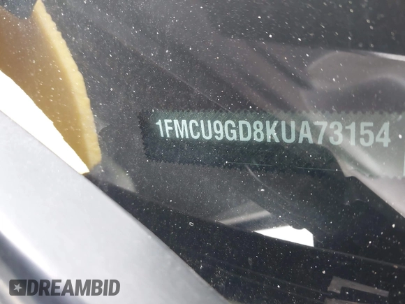 2019 Ford Escape SE z VIN 1FMCU9GD8KUA73154, wystawiony jako IAAI lot #42258644 z przebiegiem 37 090 mil mil oraz . Historia ofert i sprzedaży dostępna na DreamBid. Obrazek 17.