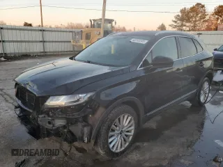 2019 Lincoln MKC Standard z VIN 5LMCJ1C91KUL08079, wystawiony jako Copart lot #42250245 z przebiegiem 62 898 mil mil oraz Szkoda całkowita • Salvage title. Historia ofert i sprzedaży dostępna na DreamBid. Obrazek 1.