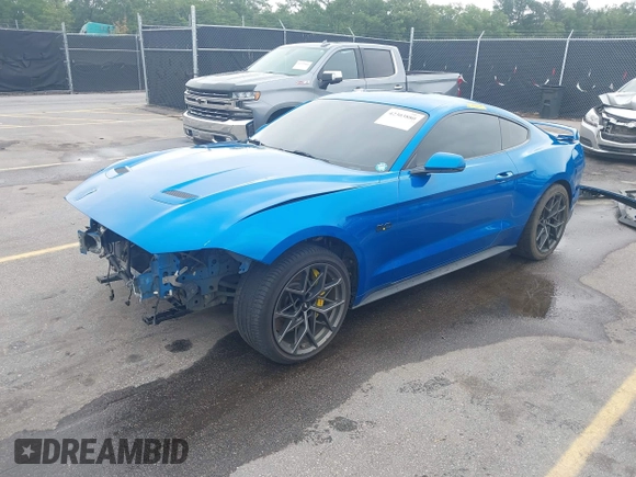 2019 Ford Mustang GT with VIN 1FA6P8CF2K5141734, listed as a IAAI auction lot 42303880 with 152,560 mi miles and . Bid and sale history available at DreamBid. Image 2.