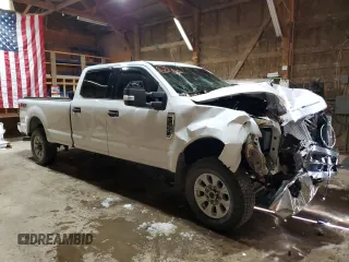 2022 Ford F-350 XL with VIN 1FT8W3B63NEC38908, listed as a Copart auction lot 88760165 with 124,080 mi miles and Salvage title. Bid and sale history available at DreamBid. Image 4.