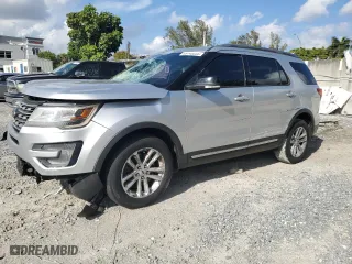 2017 Ford Explorer XLT with VIN 1FM5K7D80HGD78911, listed as a Copart auction lot 49745335 with 134,461 mi miles and Salvage Title. Bid and sale history available at carsss.com. Image 1.