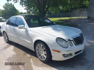 2008 Mercedes-Benz E Luxury 3.5L with VIN WDBUF56X98B301138, listed as a IAAI auction lot 42116053 with Not Provided miles. Bid and sale history available at carsss.com. Image 1.